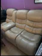 Sectional leather couch - Photo 5 of 6