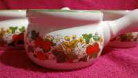 Set of 4 Avon Strawberry Ceramic Soup Bowls - Photo 2 of 4