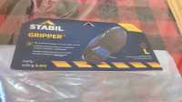 SHOE GRIPPERS  - Photo 2 of 3