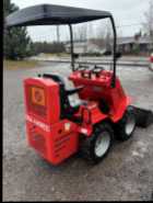 Skid steer 