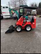 Skid steer  - Photo 4 of 5