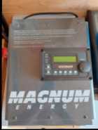Solar inverter/ charger