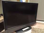 Sony Bravia 40 inch LCD TV with remote control