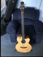 Takamine Super Jumbo Acoustic/Electric Bass Guitar