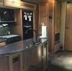 Travel trailer  - Photo 5 of 10