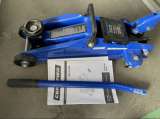 Good condition 
Capacity 2 ton