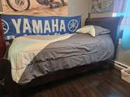 Twin Sleigh Bed