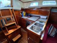 Victoire 10.44m (34 ft) sailboat - Photo 3 of 12