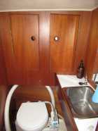 Victoire 10.44m (34 ft) sailboat - Photo 6 of 12