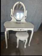 Vintage make up table 