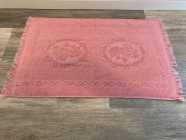 For Sale: Vintage Pink Floral Towel Set - Photo 1 of 3