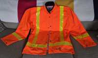 Waterproof, Windproof, hi-vis RAIN jacket. Size L - Photo 3 of 4