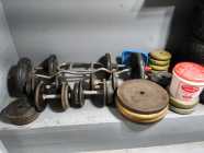 20 lbweight...25 lb weights..4 x 50lb weights..2 bars
