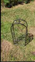 Metal wine rack