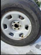 Winter force 2 winter tires on rims  - Photo 4 of 5