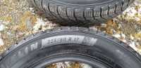 Winter Tires 17 inch P225/60R17 - Photo 1 of 2