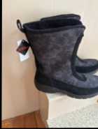 Womens Lands End Winter boots 