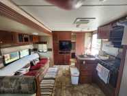 ZINGER TRAVEL TRAILER 29ft - Photo 1 of 10