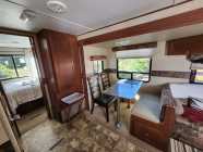 ZINGER TRAVEL TRAILER 29ft - Photo 2 of 10